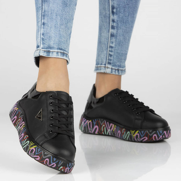 Skórzane sneakersy damskie Filippo DP4480/23, czarne