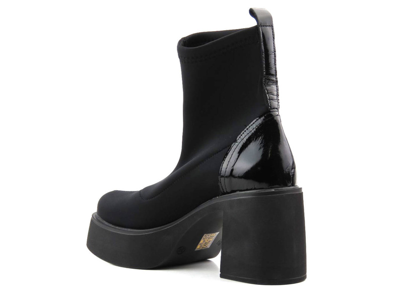 Czarne botki damskie na klocku - VENEZIA 843120600,