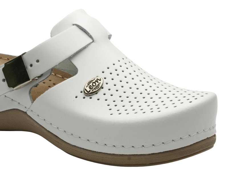 Skórzane klapki damskie biały Leon 900