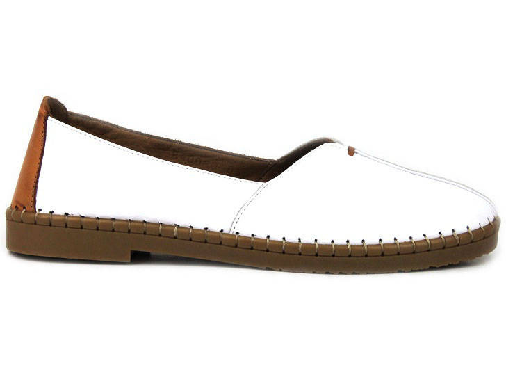 Skórzane półbuty, loafersy damskie - MANITU 840080-03, białe