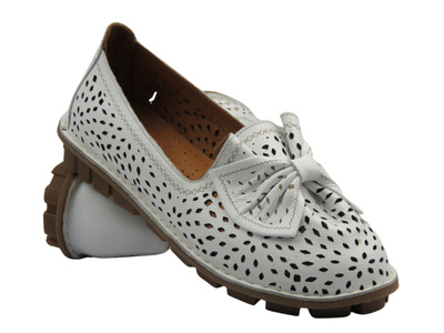 Ażurowe półbuty, lordsy damskie białe VENEZIA E136LEWHOBM029