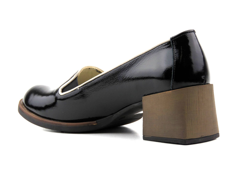 Lakierowane czółenka damskie - VENEZIA 012-141, czarne