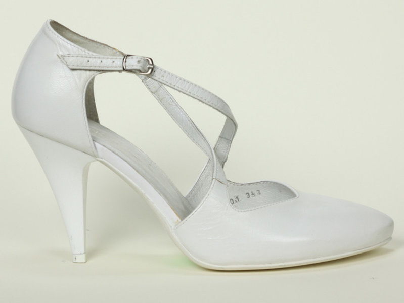 Czółenka ślubne Kotyl 343