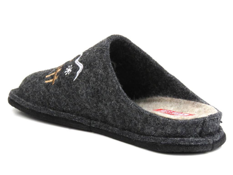 Filcowe kapcie damskie z reniferem- Big Star KK276018, czarne