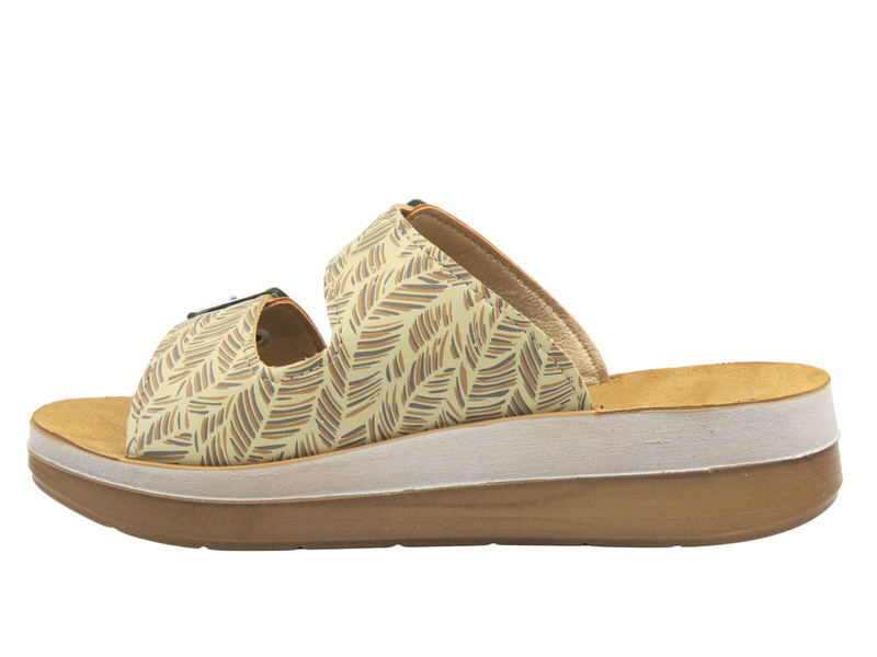 Klapki damskie z klamrami piaskowe INBLU FT-19