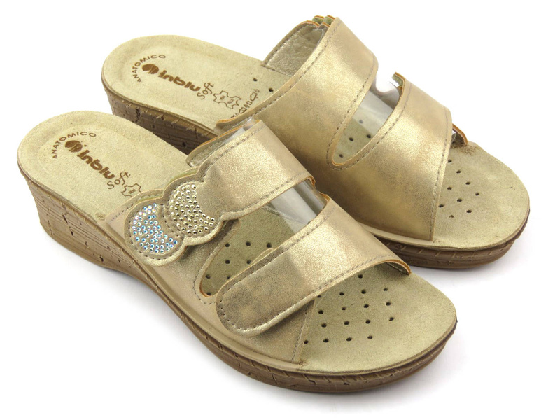 Klapki damskie z paskami na rzep - INBLU 26-75, piaskowe