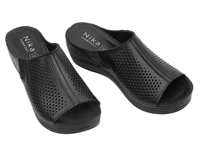 Ażurowe klapki damskie czarne Nika Komfort H-157