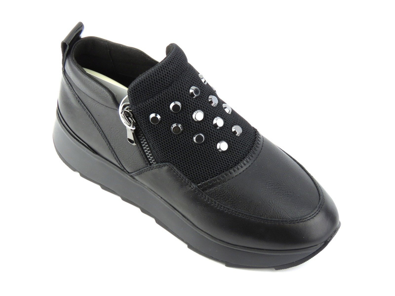 Sneakersy damskie ze srebrnymi ozdobami - Geox D745TA, czarne