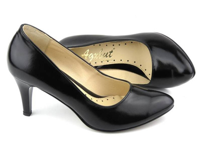 Lakierowane czółenka na szpilce - AGXBUT 426, czarne