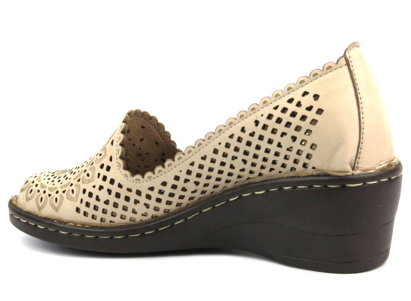 Ażurowe półbuty damskie na koturnie - Comfortabel 730015-08, beżowe