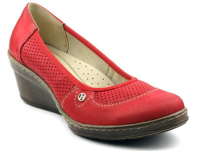 Skórzane półbuty damskie na koturnie HELIOS 330, czerwone
