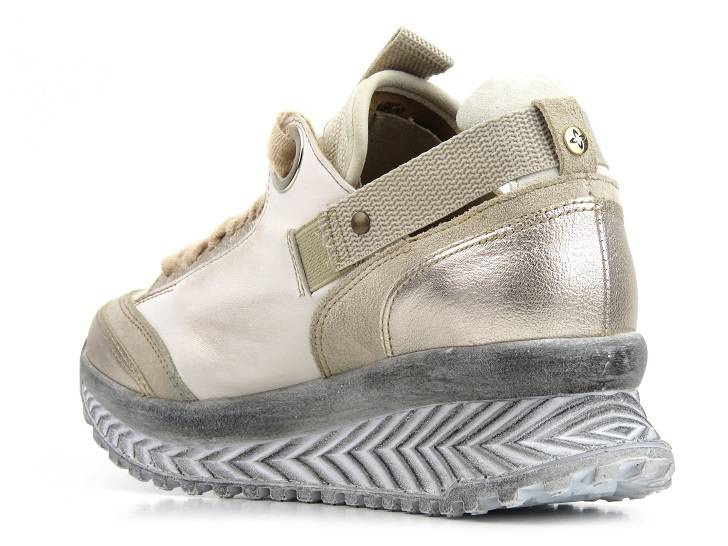 Skórzane sneakersy damskie na platformie - Maciejka 04916-19, beżowe