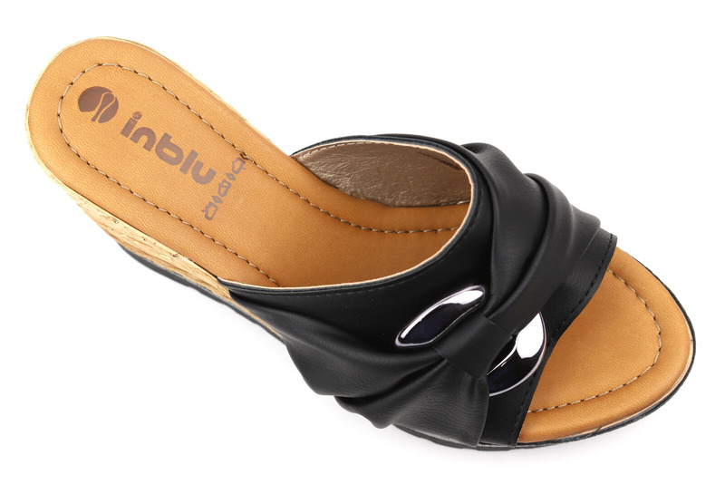 Klapki damskie na koturnie - INBLU FG-34, czarne