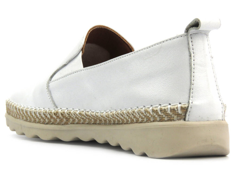 Skórzane półbuty damskie - Artiker 54C0642, biały