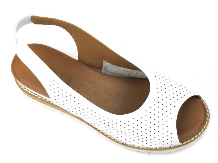 Sandały damskie na koturnie - Artiker 50C0862, białe
