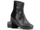 Wysokie botki damskie na koturnie 5 cm - COMFORTABEL 960020-01 czarne