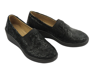 Wygodne półbuty damskie na koturnie czarne Helios Komfort 404