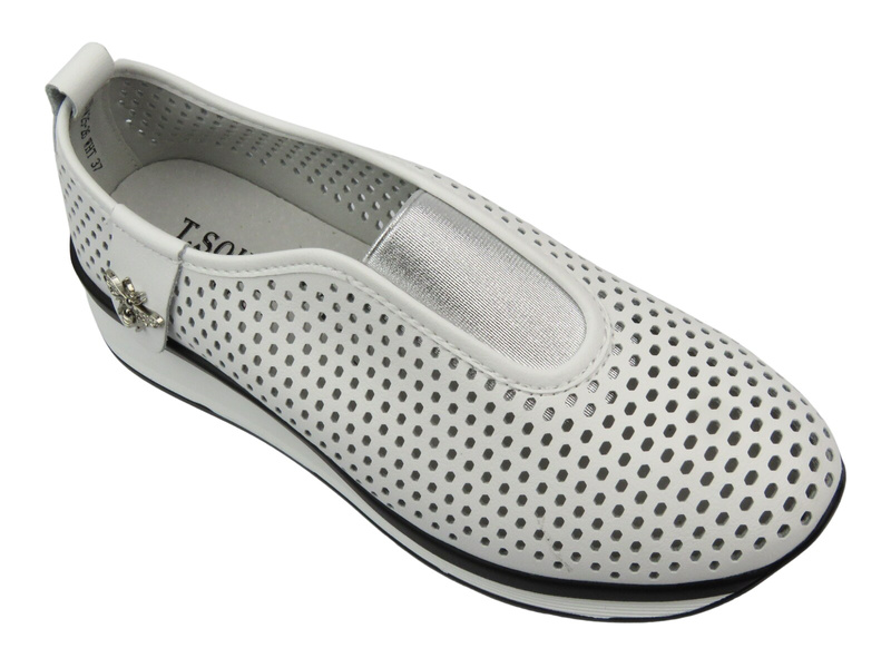 Ażurowe półbuty damskie wsuwane - Sokolski W25-26, białe