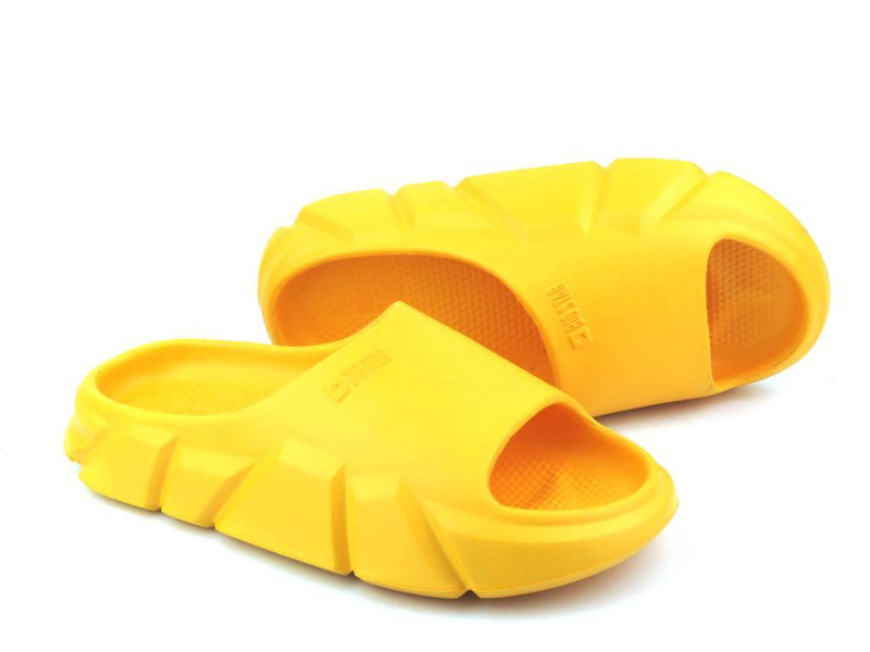 Sportowe klapki damskie na grubej podeszwie - Big Star LL274591, żółte