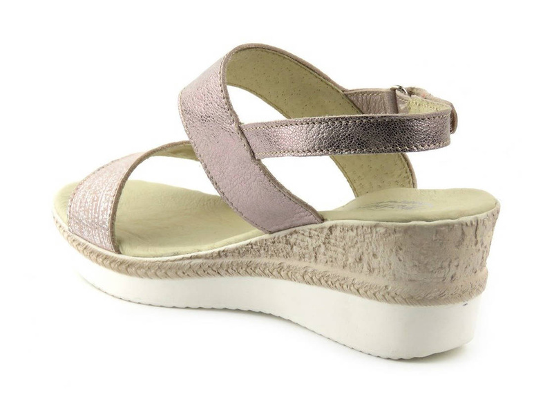 Skórzane sandały damskie na ozdobnym koturnie - HELIOS Komfort 250, różowe