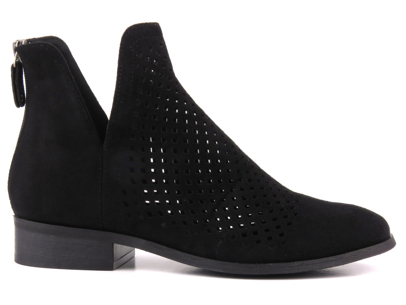 Ażurowe botki na płaskim obcasie - Potocki 23-12107, czarne