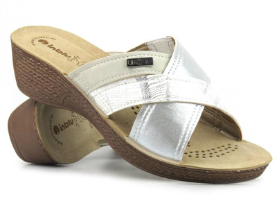 Lekkie, wygodne klapki damskie - INBLU GL-55, srebrne