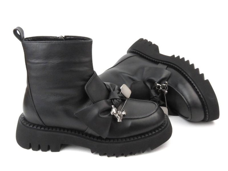 Botki damskie skórzane- VENEZIA 040541 R010 czarne