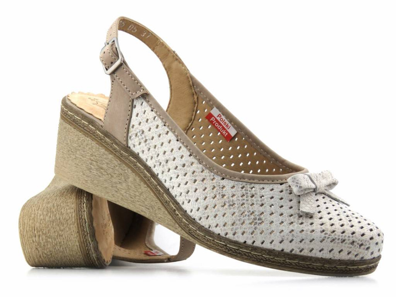 Wygodne sandały damskie na koturnie - Axel 2510, białe