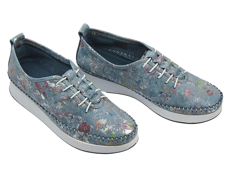 Skórzane półbuty damskie w kwiaty niebieskie VENEZIA E149NUBUOSP029