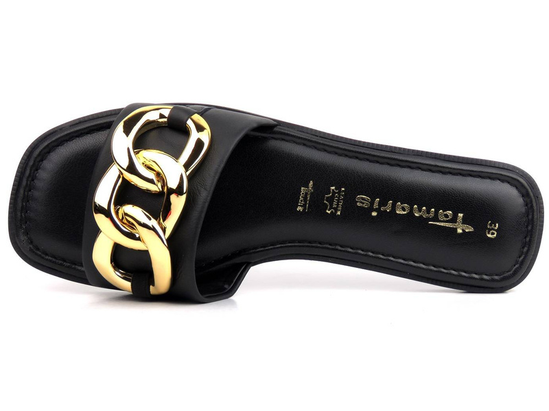 Klapki damskie ze srebrnym łańcuchem - TAMARIS 27119, czarne