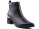 Eleganckie botki damskie z noskiem w szpic - Kotyl 4703, czarne