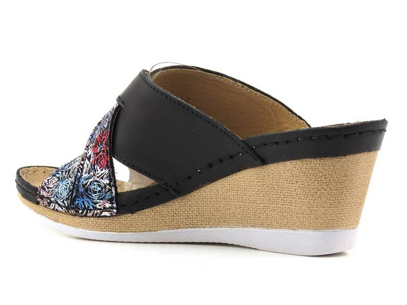 Skórzane klapki damskie na koturnie - HELIOS Komfort 297, czarne