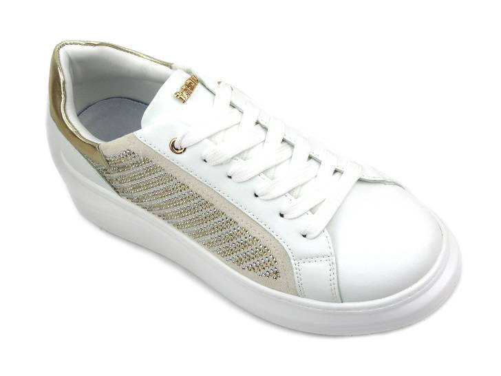 Białe sneakersy damskie na platformie - INBLU IN001297