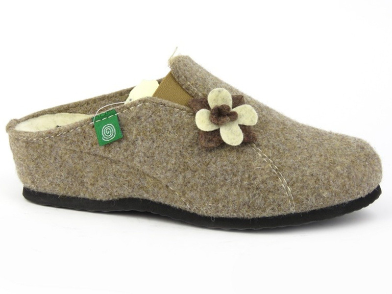 Kapcie damskie Brinkmann 330125, beżowe