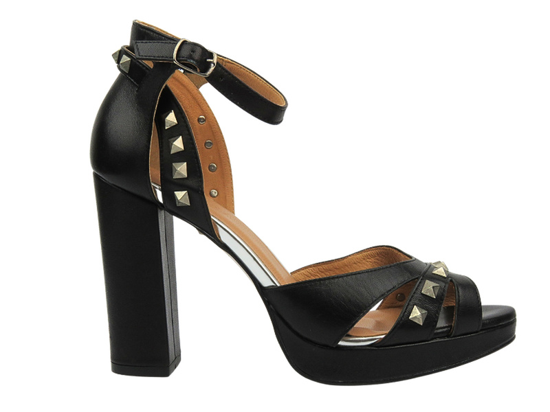 Skórzane Sandały Damskie Na Obcasie - Badura 4642-69 Czarne Na Zamek