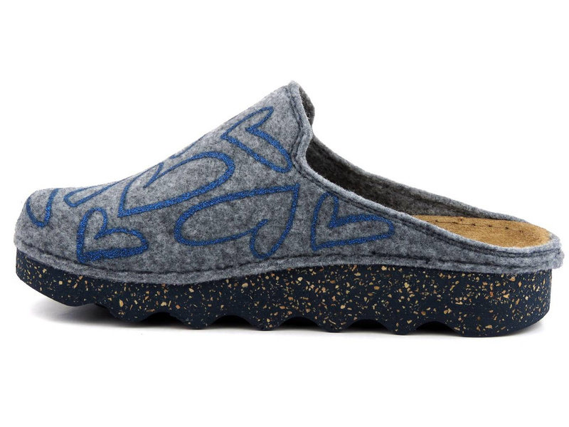 Kapcie damskie z ekologicznego filcu - INBLU DK-07, szare w serca