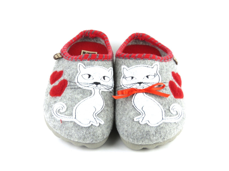 Kapcie damskie Manitu 320515