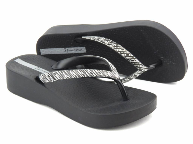 Japonki damskie na platformie - Ipanema 83307, czarne