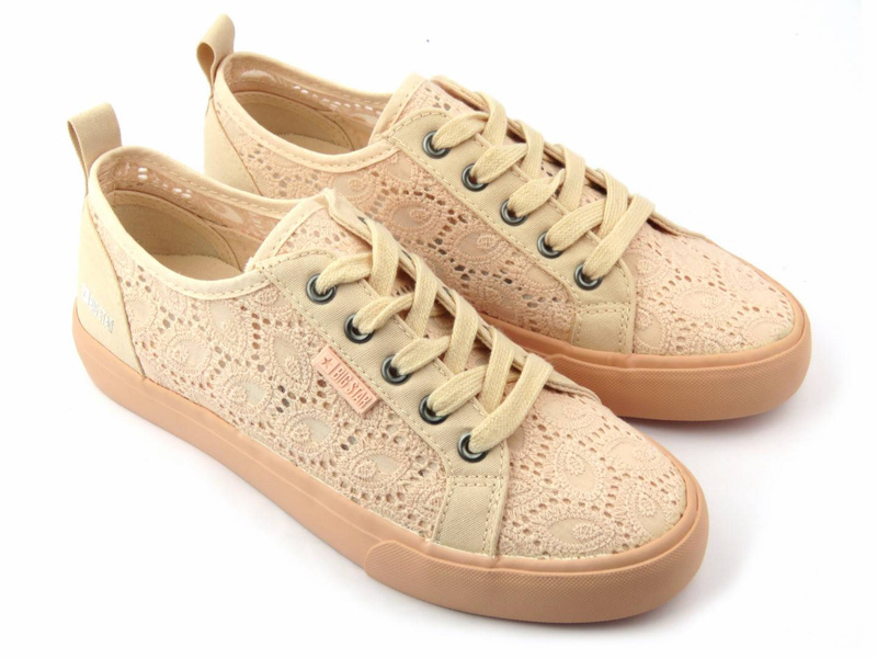 Przewiewne trampki damskie z koronką - Big Star JJ274059, nude