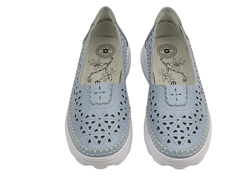 Ażurowe półbuty damskie niebieskie Evento 25PB17-8360