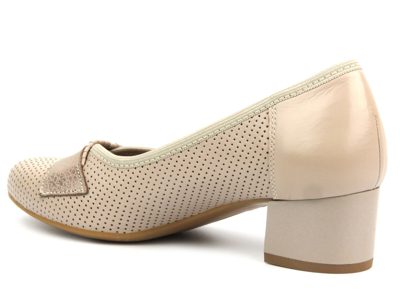 Skórzane czółenka na obcasie z dodatkowymi flekami - GALANT 1042, beżowe