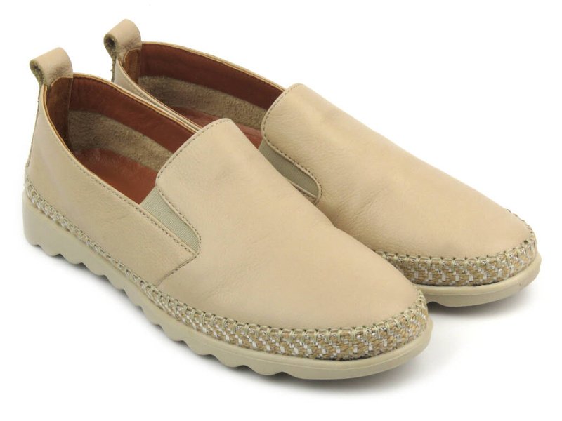 Skórzane półbuty damskie - Artiker 54C0643, beżowe