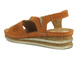 Skórzane sandały damskie na delikatnym koturnie - HELIOS Komfort 125, jasnobrązowe