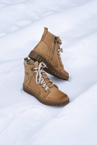 Trapery damskie ocieplane wełną - HELIOS Komfort 577, jasny brąz