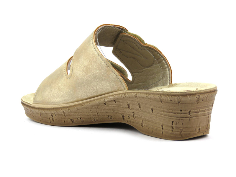 Klapki damskie z paskami na rzep - INBLU 26-75, piaskowe