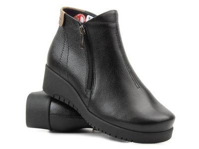Wygodne, skórzane botki damskie na delikatnym koturnie - Galant Z23-10, czarne