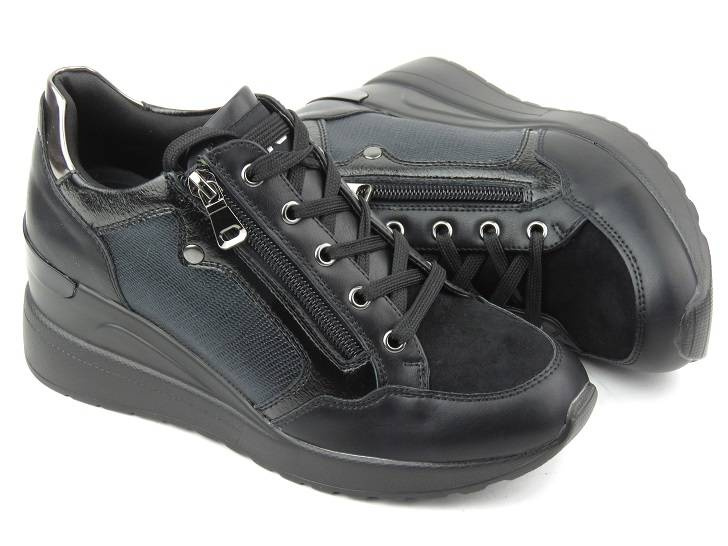 Czarne buty damskie sportowe na koturnie - INBLU IN000243