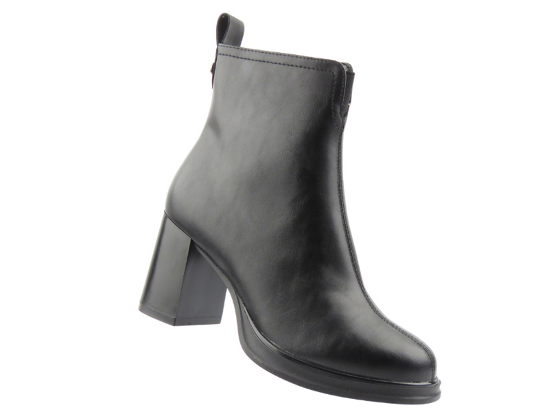 Wygodne eleganckie botki damskie ze skóry naturalnej Cambell 26-12858, czarne