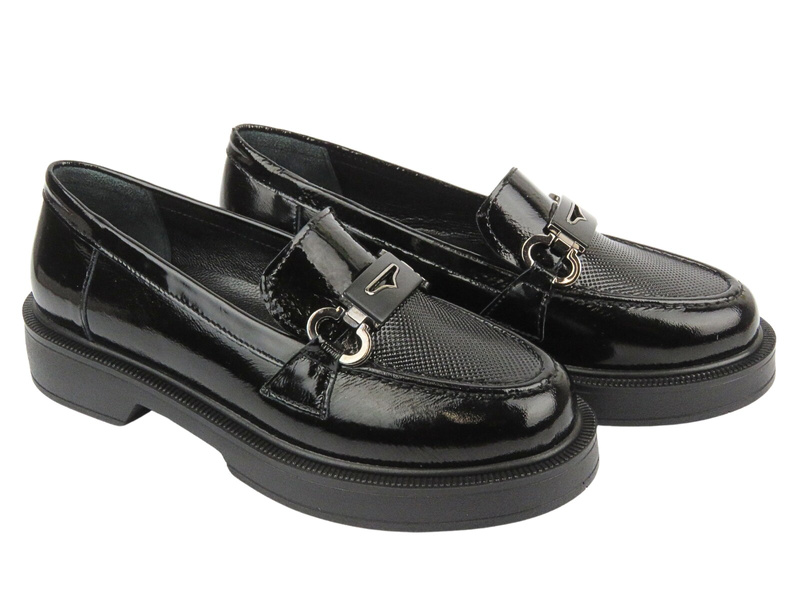 Skórzane półbuty damskie czarne lakierowane Sokolski SE J09