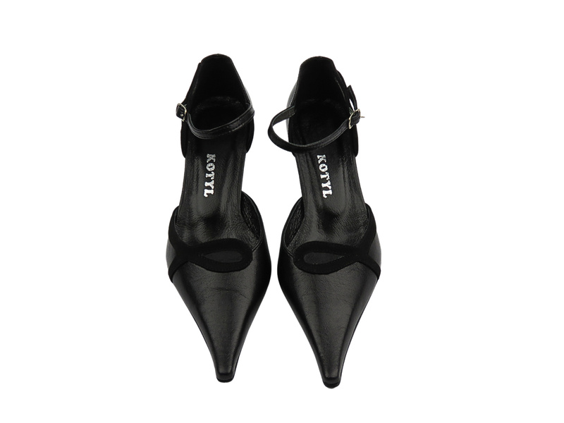 Czółenka na szpilce czarne KOTYL 209